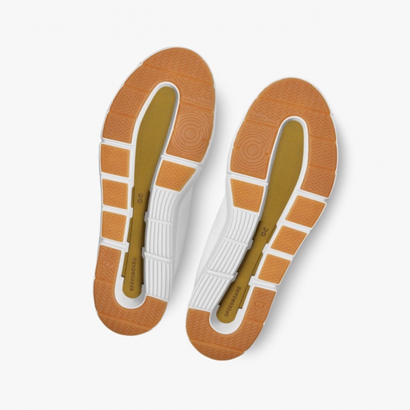 On THE ROGER Clubhouse Sneakers White/Bronze | QUW-643791